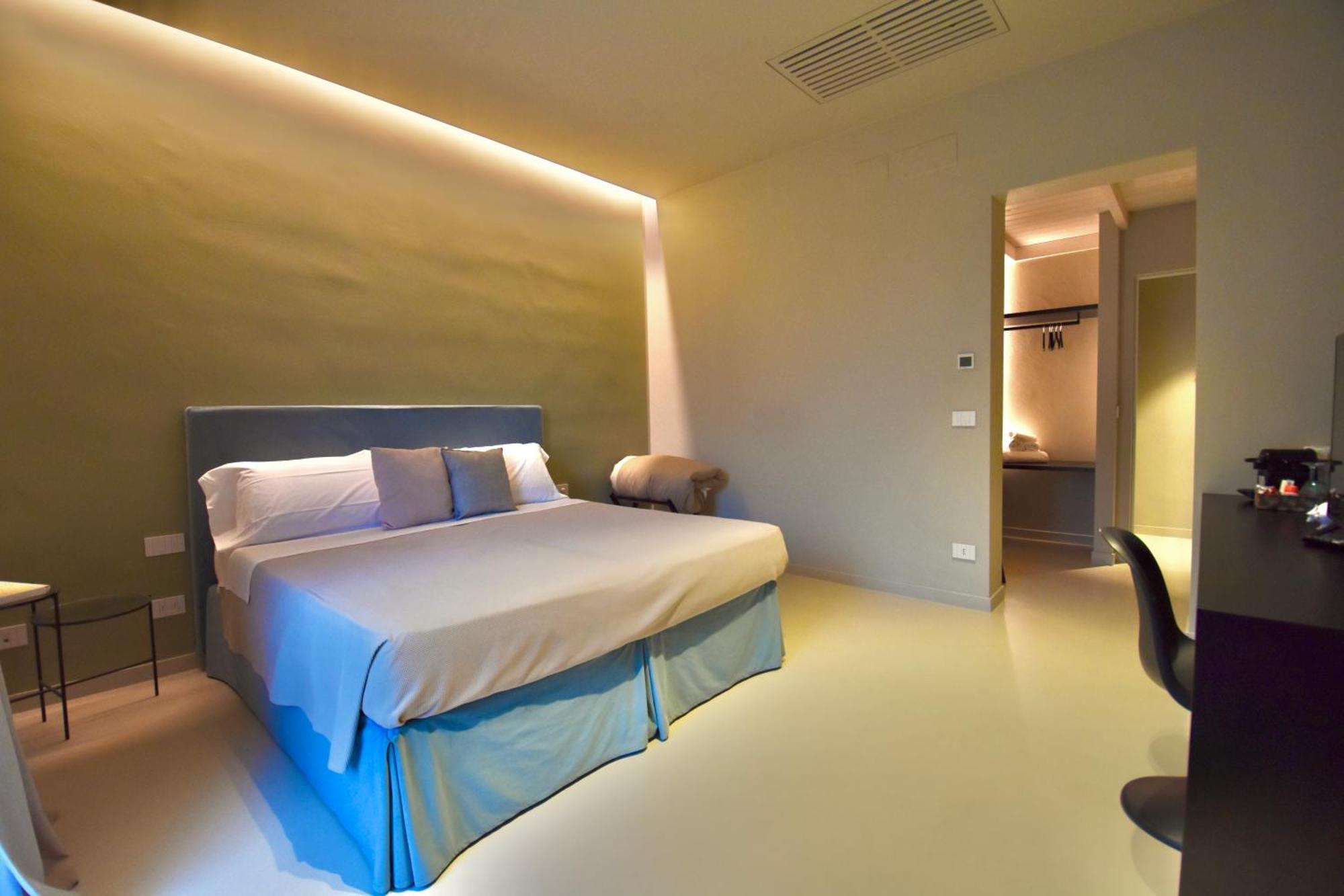 Hotel Mpiut - Housea Polignano a Mare Exterior foto